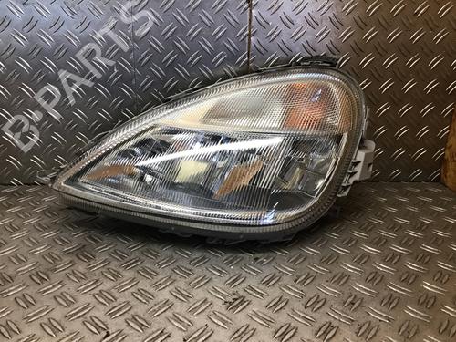 Venstre forlygte Venstre forlygte MERCEDES-BENZ A-CLASS (W168) A 140 (168.031, 168.131) (82 hp) 33851493 33851493
