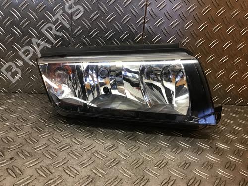 Faro destro SKODA FABIA I (6Y2) 1.4 16V (75 hp) 31337227