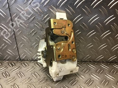 Used Rear right lock FORD MONDEO III Turnier (BWY) 2.0 16V (146 hp) 17468416