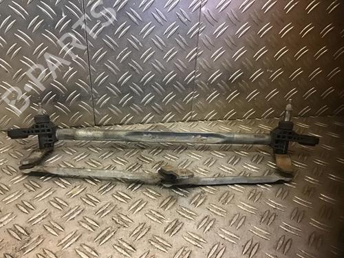 Used Front wipers mechanism FIAT PANDA (169_) 1.1 (169.AXA1A) (54 hp) 29310198