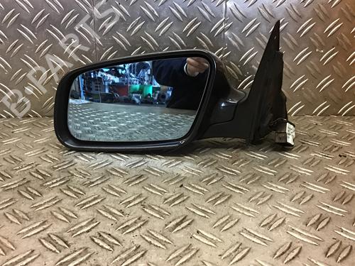 Bakspejl venstre Bakspejl venstre AUDI A6 C5 (4B2, 4B4) 2.5 TDI (150 hp) 35771673 35771673