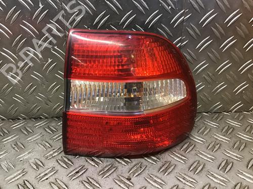 Achterlicht rechts VOLVO V40 Estate (645) 1.8 (122 hp) 32271723