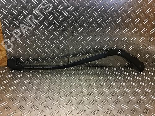 Used Front windshield wiper arm BMW 3 Touring (E91) 320 d (163 hp) 14695016