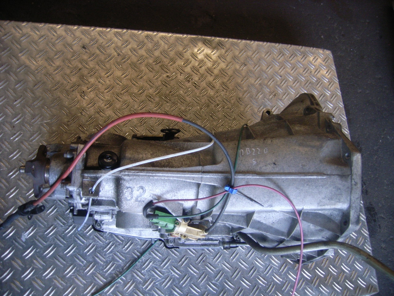 Boîte de vitesse automatique MERCEDESBENZ CCLASS (W202) C 220 (202.022) MERCEDESBENZ 722423 Boîte de vitesse automatique MERCEDESBENZ CCLASS (W202) C 220 (202.022) MERCEDESBENZ 722423