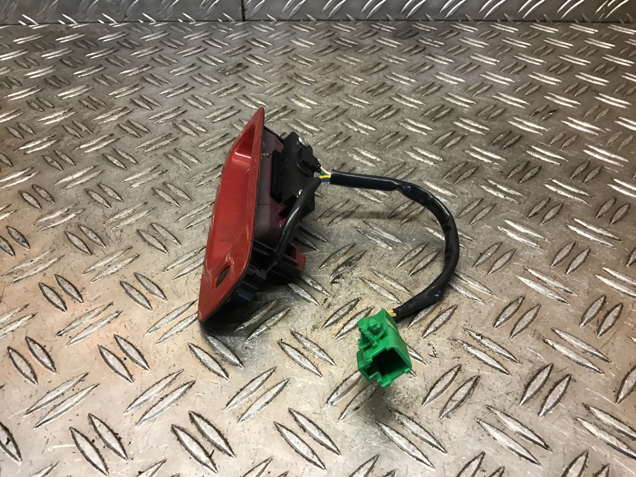 Used Tailgate handle SUZUKI SWIFT III (MZ, EZ) 1.3 (RS413, ZC11S