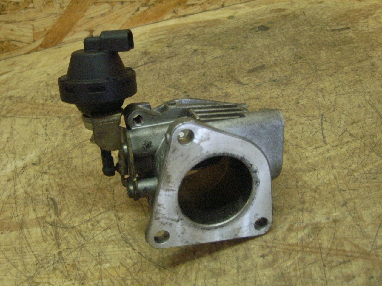 Drosselklappe Drosselklappenstutzen Für Fiat Doblo 223 Stilo Multi