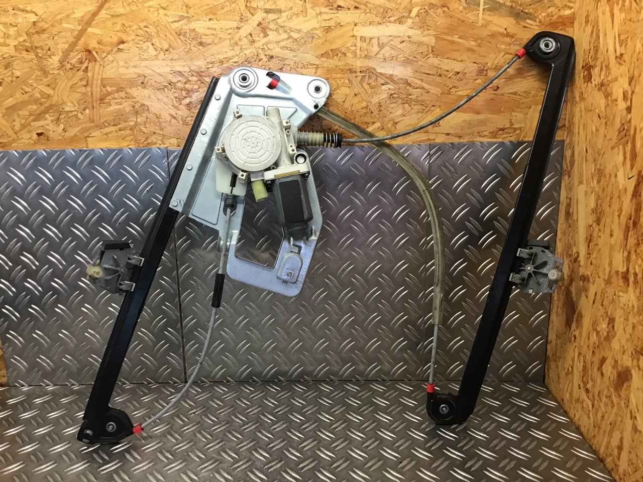 Front left window mechanism BMW 5 Touring (E39) 525 d 6067336 | B 