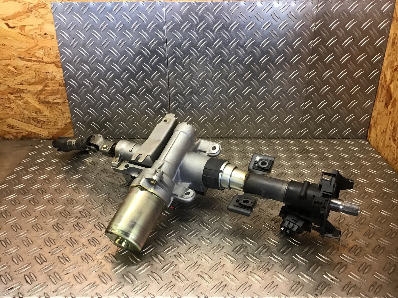 Steering column OPEL CORSA C (X01) 1.4 (F08, F68) 10068622 BParts