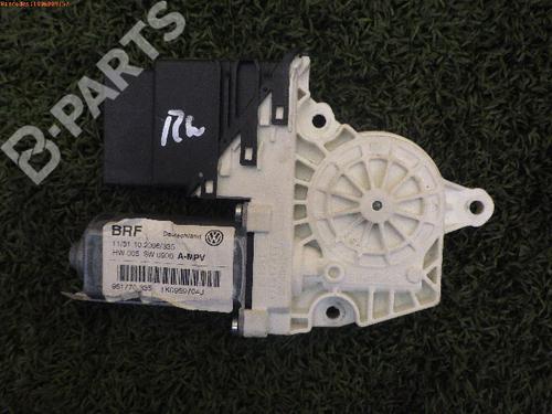 Portierruitmotor rechtsachter VW TOURAN (1T1, 1T2) 1.6 | BP5065805E22 
