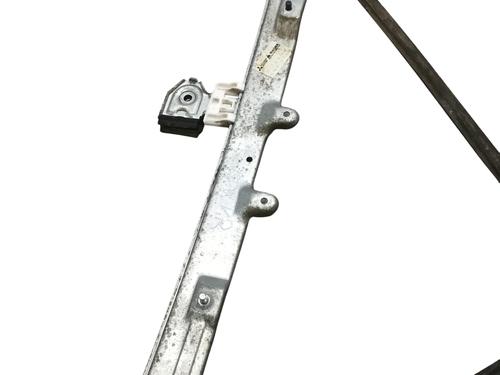 Elevador vidro frente direito MITSUBISHI COLT VI (Z3_A, Z2_A) 1.3 (Z21A) | BP30678731C23 