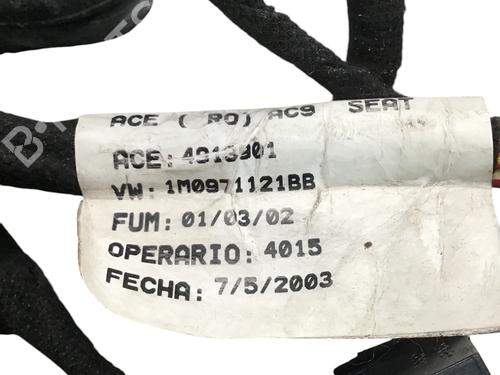 Wiring harness SEAT LEON (1M1) 1.6 16 V | BP24664389E16 