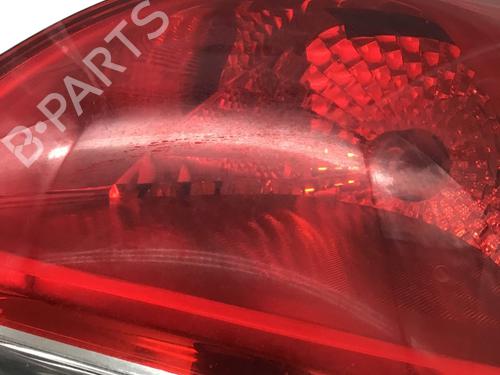 Right taillight RENAULT CLIO III (BR0/1, CR0/1) 1.2 16V (BR02, BR0J, BR11, CR02, CR0J, CR11) | BP24771166C35 
