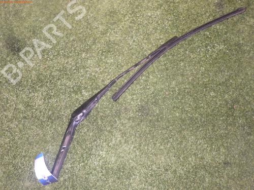 Used Front windshield wiper arm BMW 1 (E87) 118 d (122 hp) 14697125