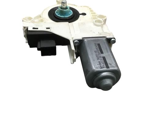 Left front window motor SKODA SUPERB II (3T4) 2.0 TDI | BP29564841E21 