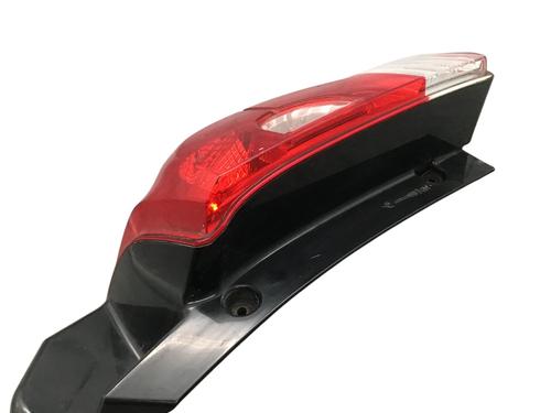 Feu arrière droit MITSUBISHI COLT VI (Z3_A, Z2_A) 1.3 (Z21A) | BP30678733C35