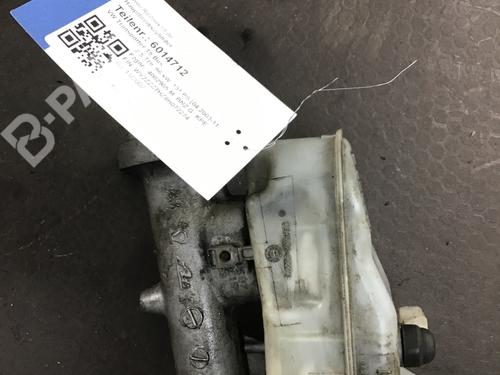 Hovedbremsecylinder VW TRANSPORTER T5 Bus (7HB, 7HJ, 7EB, 7EJ) 2.5 TDI (130 hp) 7231237