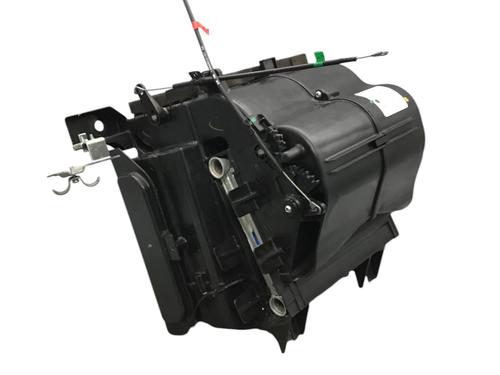 Used Heater matrix box LAND ROVER DEFENDER Cabrio (L316) 2.4 Td4 4x4 (L317) (122 hp) 21202807