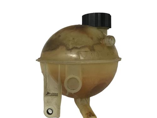 Used Expansion tank CITROËN C4 Coupe (LA_) 1.4 16V (88 hp) 18782605