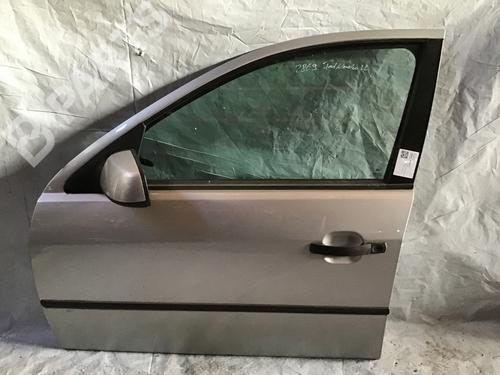 Used Left front door FORD MONDEO III Turnier (BWY) 2.0 16V TDDi / TDCi (115 hp) 6555184