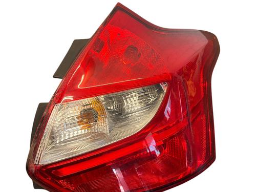 Used Right taillight Right taillight 37032001 37032001