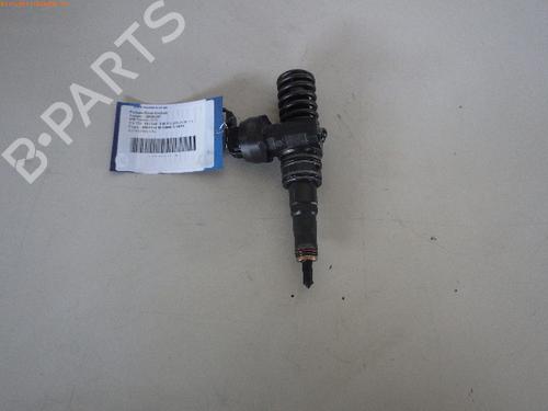 Used Injector VW TOURAN (1T3) 2.0 TDI (140 hp) 14696957