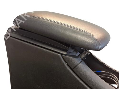 Middle console PEUGEOT 607 (9D, 9U) 2.7 HDi 24V | BP38155911I22 - Image 8