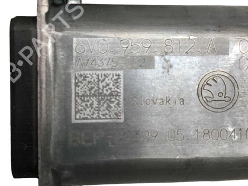 Right rear window motor SKODA FABIA III Estate (NJ5) 1.0 TSI | BP13522062E22 