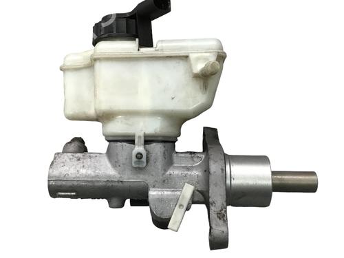 Used Brake master cylinder VW CADDY III MPV (2KB, 2KJ, 2CB, 2CJ) 1.4 (80 hp) 19044702