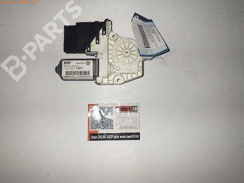 Rudehejsemotor bagstkærm højre VW TOURAN (1T1, 1T2) 1.6 FSI (115 hp) 5062369
