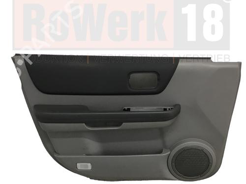 Pannello interno portiera anteriore sinistro NISSAN X-TRAIL I (T30) 2.2 dCi 4x4 (136 hp) 809018H300