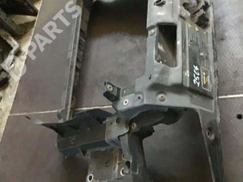 Used Crossmember SKODA FABIA I Combi (6Y5) 1.4 16V (75 hp) 8958536