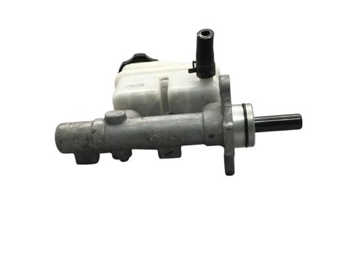 Brake master cylinder HYUNDAI i30 Estate (FD) 1.6 CRDi | BP21814867M77 