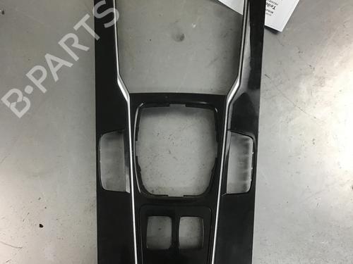 Console central PEUGEOT 508 SW I (8E_) 2.0 HDi RXH Hybrid4 (200 hp) 14698282