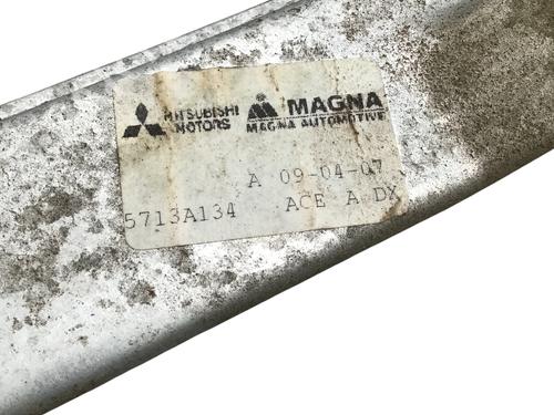 Elevador vidro frente direito MITSUBISHI COLT VI (Z3_A, Z2_A) 1.3 (Z21A) | BP30678731C23 