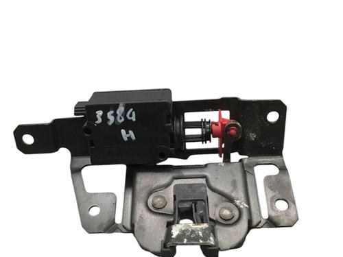 Used Tailgate lock BMW 3 Touring (E46) 320 d (150 hp) 22907015