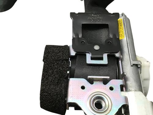 Front right seatbelt FORD FIESTA VI (CB1, CCN) 1.0 EcoBoost | BP27339837I25 