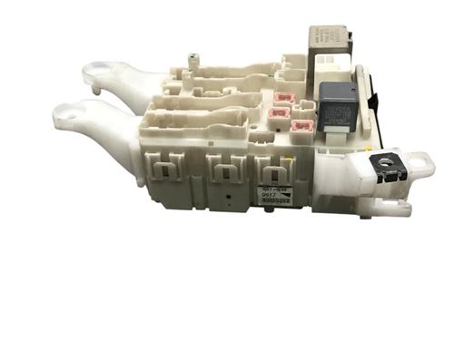 Fuse box TOYOTA AURIS (_E15_) 1.4 (ZZE150_, ZZE150R) | BP30975764E1