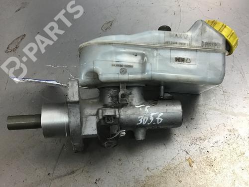 Used Brake master cylinder VW TRANSPORTER T5 Van (7HA, 7HH, 7EA, 7EH) 2.0 TDI (140 hp) 8367156