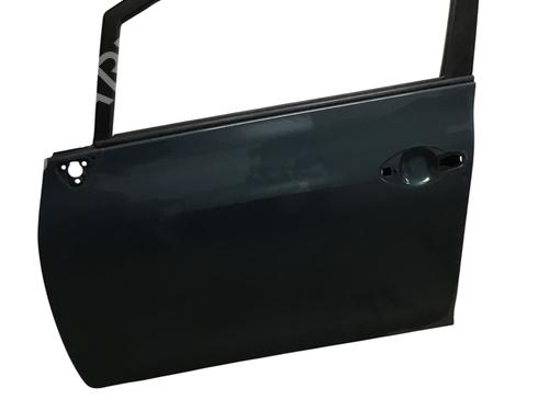 Used Left front door TOYOTA AURIS (_E15_) 1.4 (ZZE150_, ZZE150R) (97 hp) 30888974