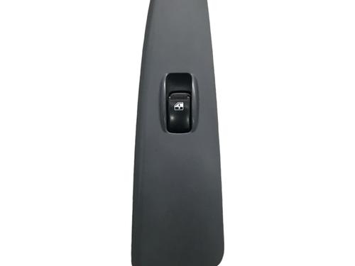 Used Right front window switch KIA CERATO I Saloon (LD) 1.6 CRDi (115 hp) 19779376