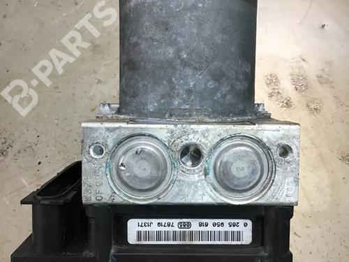 Used ABS pump MERCEDES-BENZ B-CLASS Sports Tourer (W245) B 200 TURBO (245.234) (193 hp) 10810575