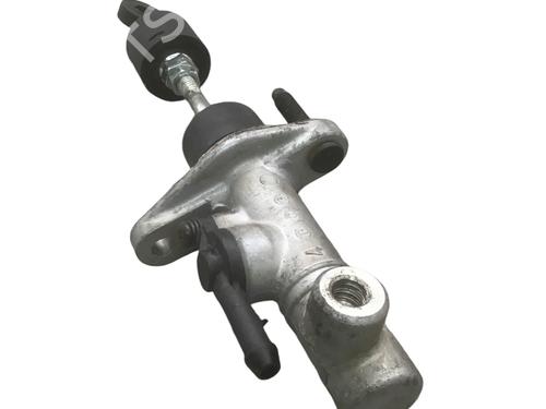 Clutch slave cylinder KIA CERATO I Saloon (LD) 1.6 CRDi | BP20228529M113 