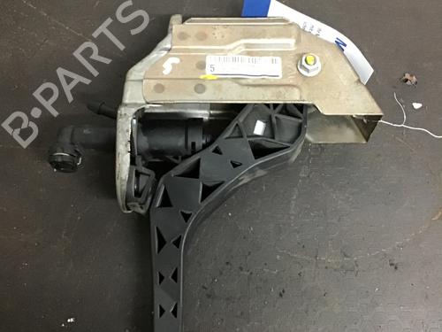 Used Clutch pedal SKODA FABIA II Combi (545) 1.2 (60 hp) 14696469