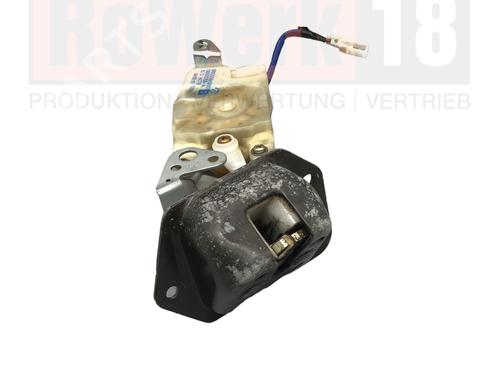 Used Tailgate lock NISSAN X-TRAIL I (T30) 2.2 dCi 4x4 (136 hp) 14573043