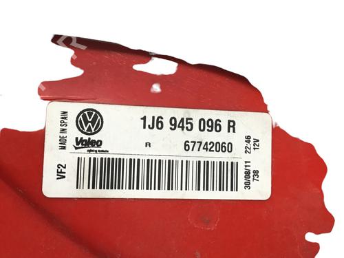 Right taillight VW GOLF IV (1J1) 1.4 16V | BP16327191C35 