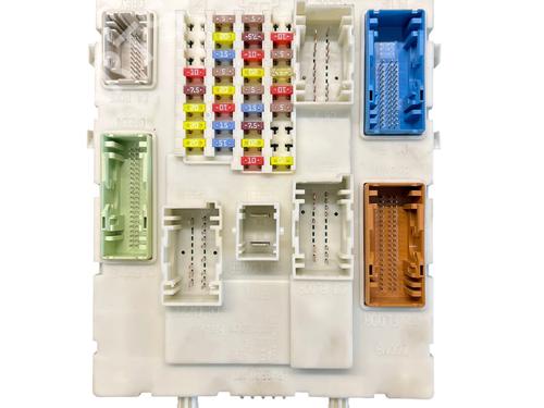 Used Fuse box Fuse box FORD FOCUS III 1.0 EcoBoost (125 hp) 36570600 36570600