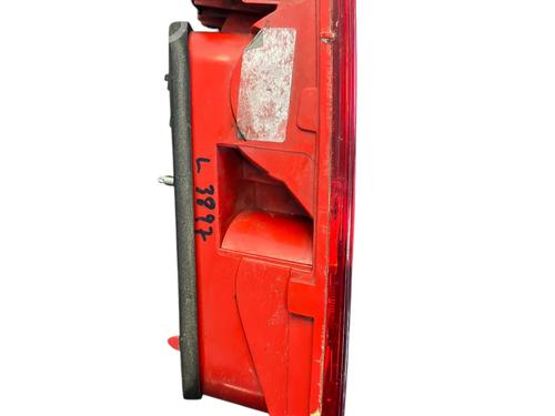 Left tailgate light PEUGEOT 607 (9D, 9U) 2.7 HDi 24V | BP38075273C79 - Image 4