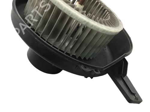 Varmeblæser VW FOX Hatchback (5Z1, 5Z3, 5Z4) 1.2 (55 hp) 19707557