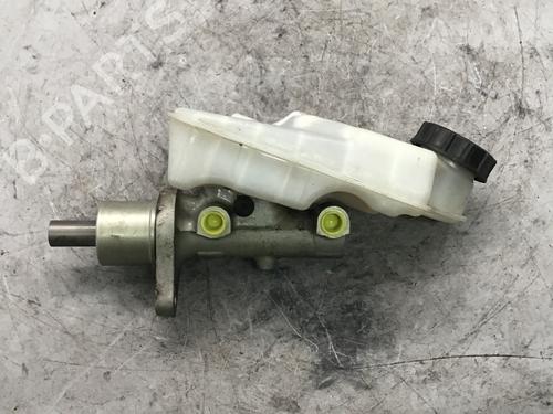 Brake master cylinder FORD FOCUS II (DA_, HCP, DP) 1.8 | BP23953860M77 