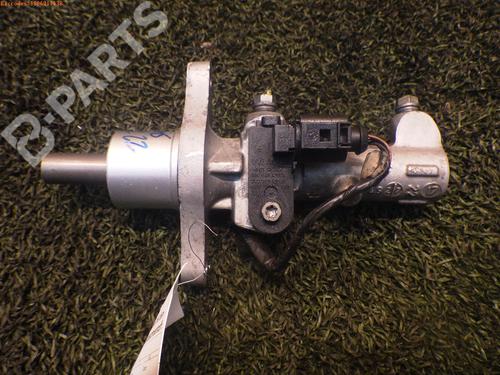 Used Brake master cylinder SKODA OCTAVIA II Combi (1Z5) 2.0 TDI 16V (140 hp) 5318055